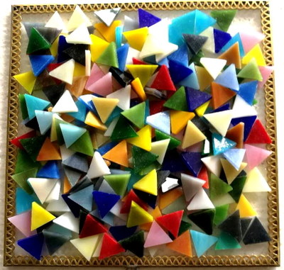 厂家供应三角形玻璃散装DIY马赛克 拼图三角形玻璃马赛克散粒