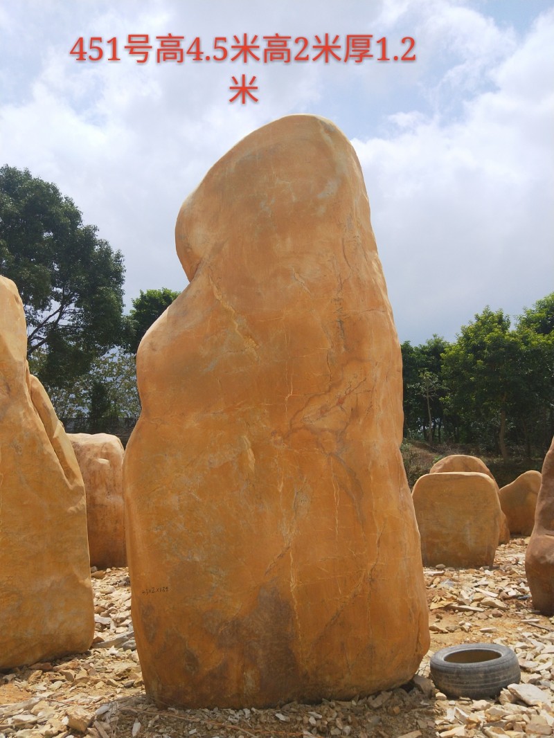 润鸿雕塑-石雕在工程项目的应用-园林景观石