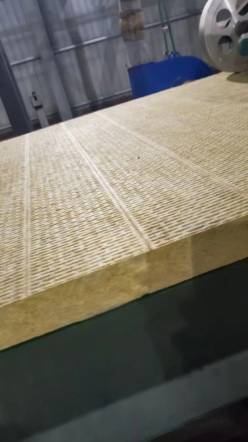 外墙岩棉保温板   仓库有大量货源