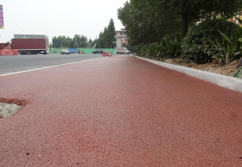 眉山 透水混凝土增强剂厂家 彩色透水地坪