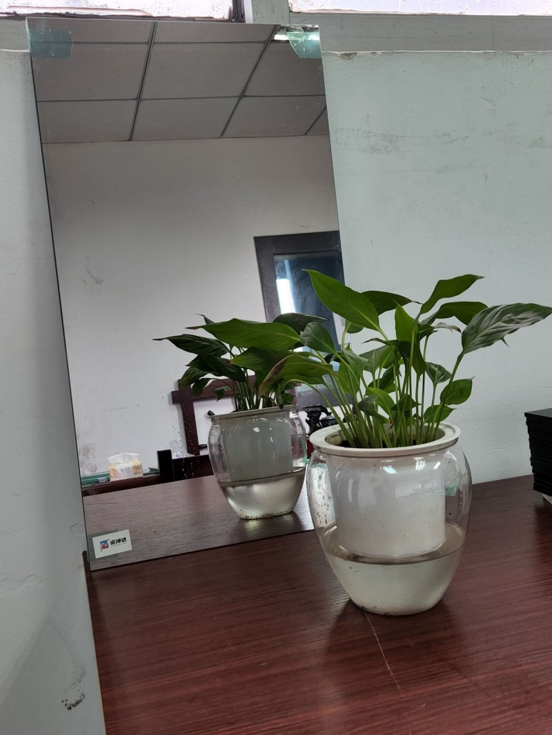 单向透视玻璃（单反玻璃，辨认室玻璃，录播室玻璃）